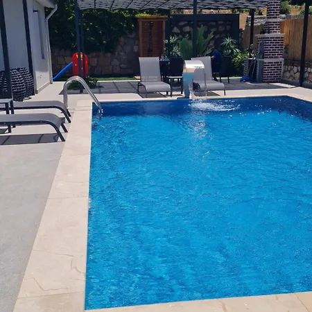 فيلة Vip Kleopatra أولدينيس